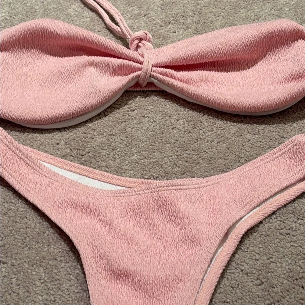 Pink bikini - Picture 2 of 2